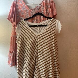 Cato (2 tops) Coral & Blue Floral Top XL, Khaki & White Striped Top XL